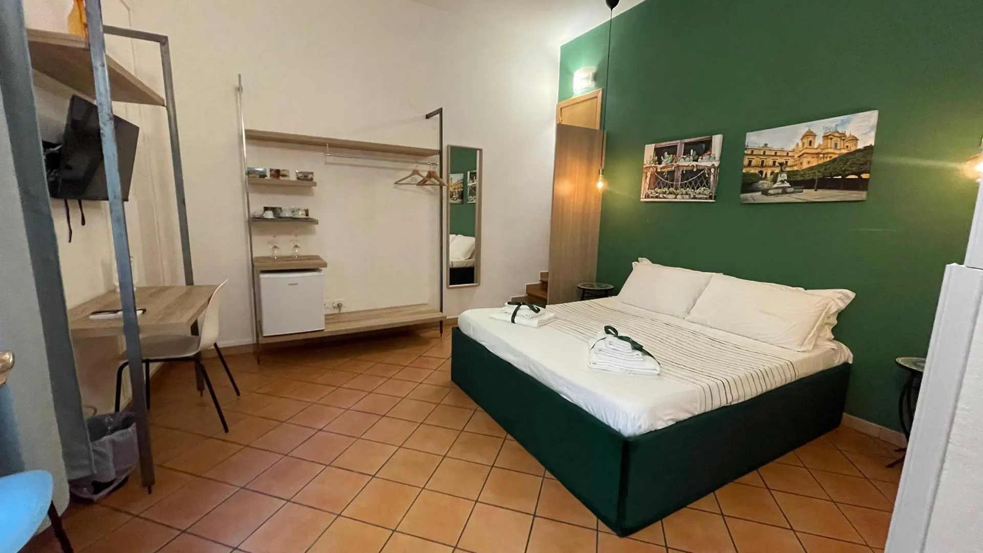 *** Bed and breakfast Bnb San Barnaba CTA Italia